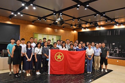 人艺名家当导游 “一棵菜”里有乾坤--资划所组织开展团员青年文化交流活动