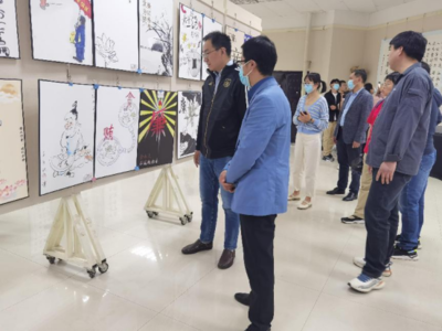 我院组织师生参观廉政文化艺术作品展
